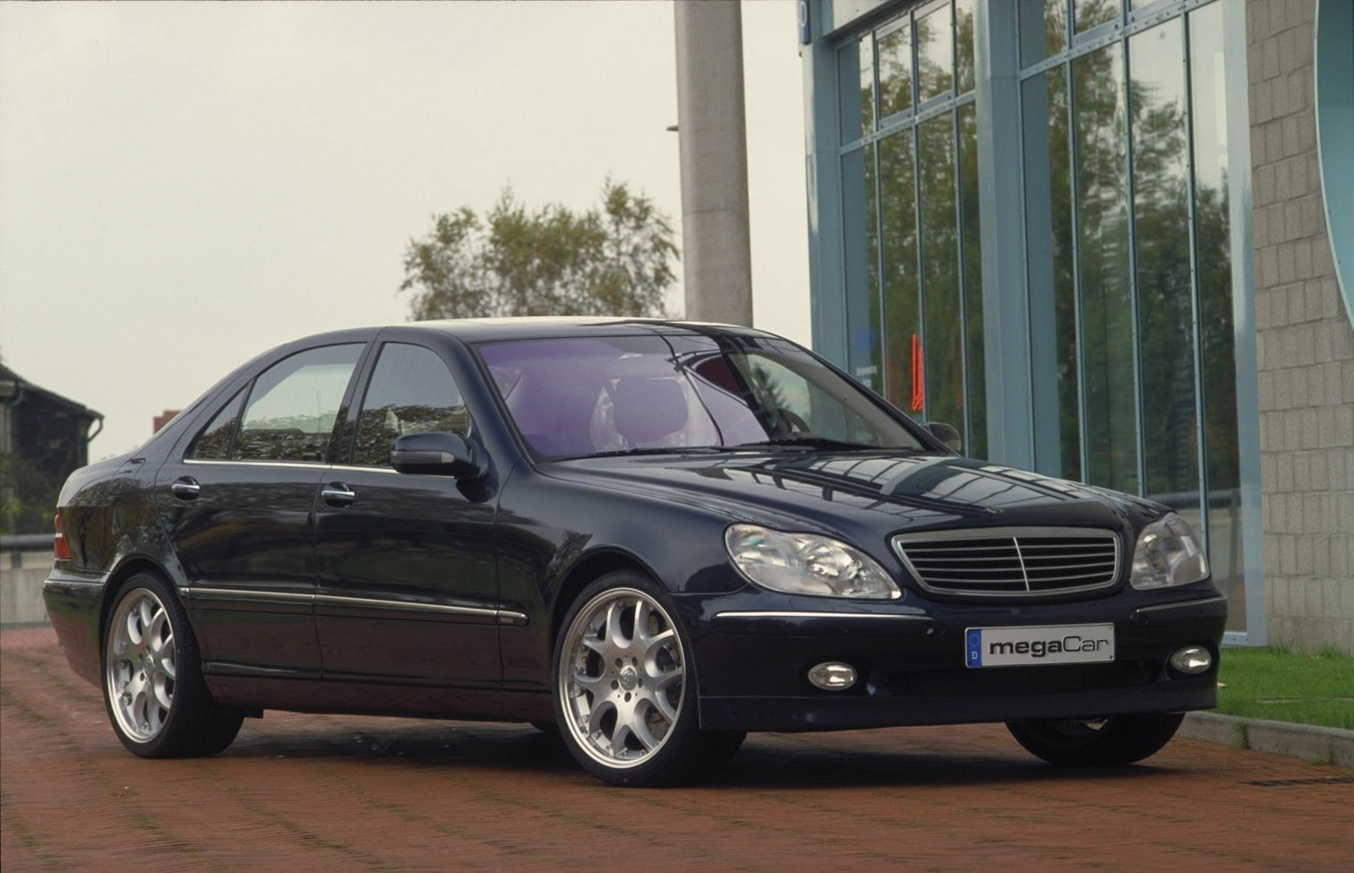 Img0022.jpeg (224074 bytes)